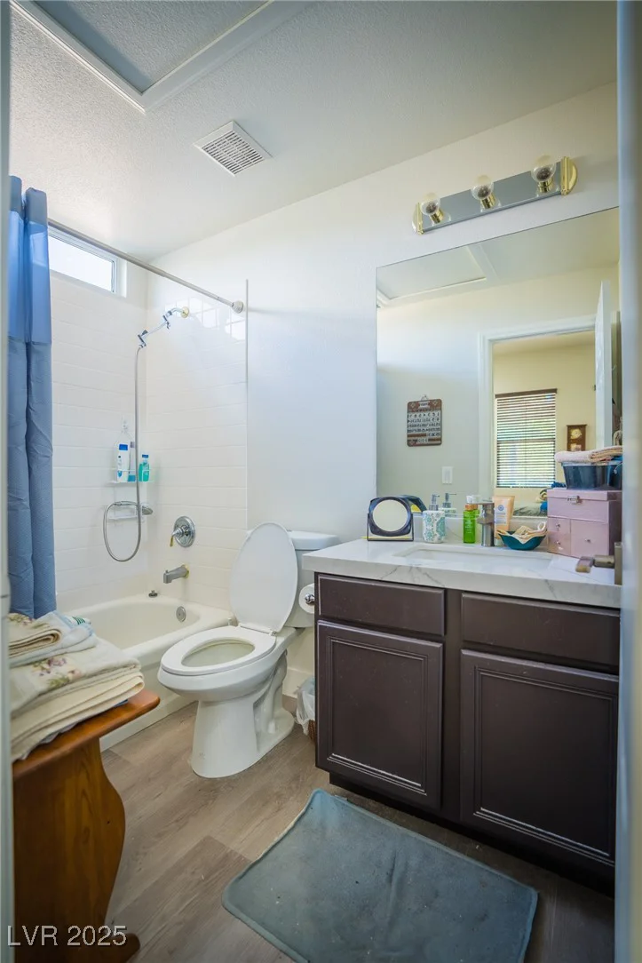 10391 Avebury Manor, Las Vegas, NV 89135