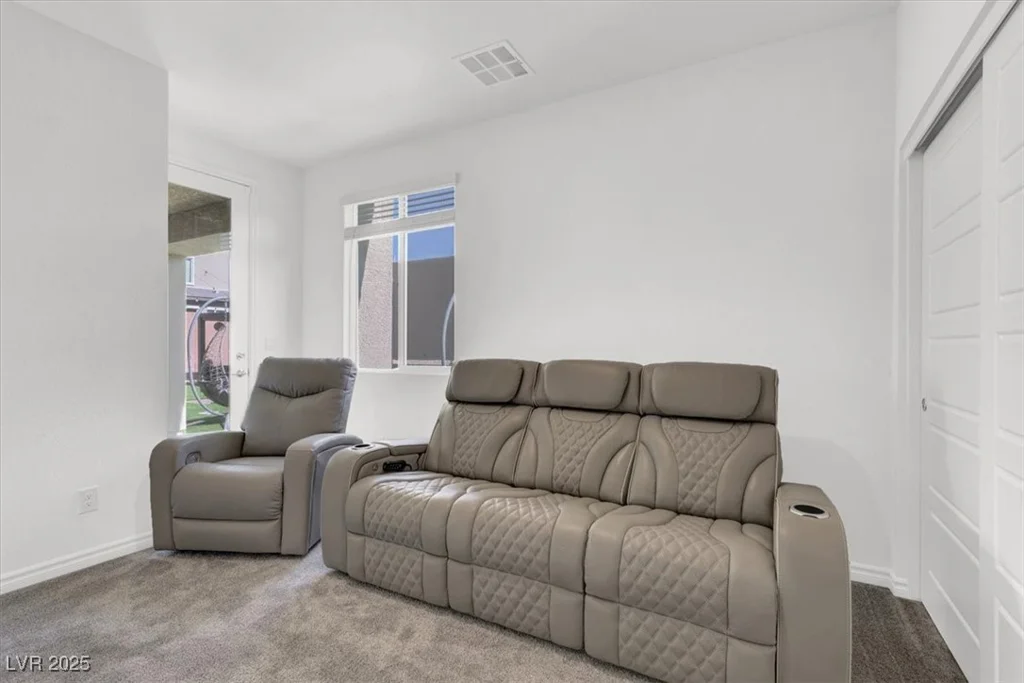1297 Ventura Cliffs, Henderson, NV 89012