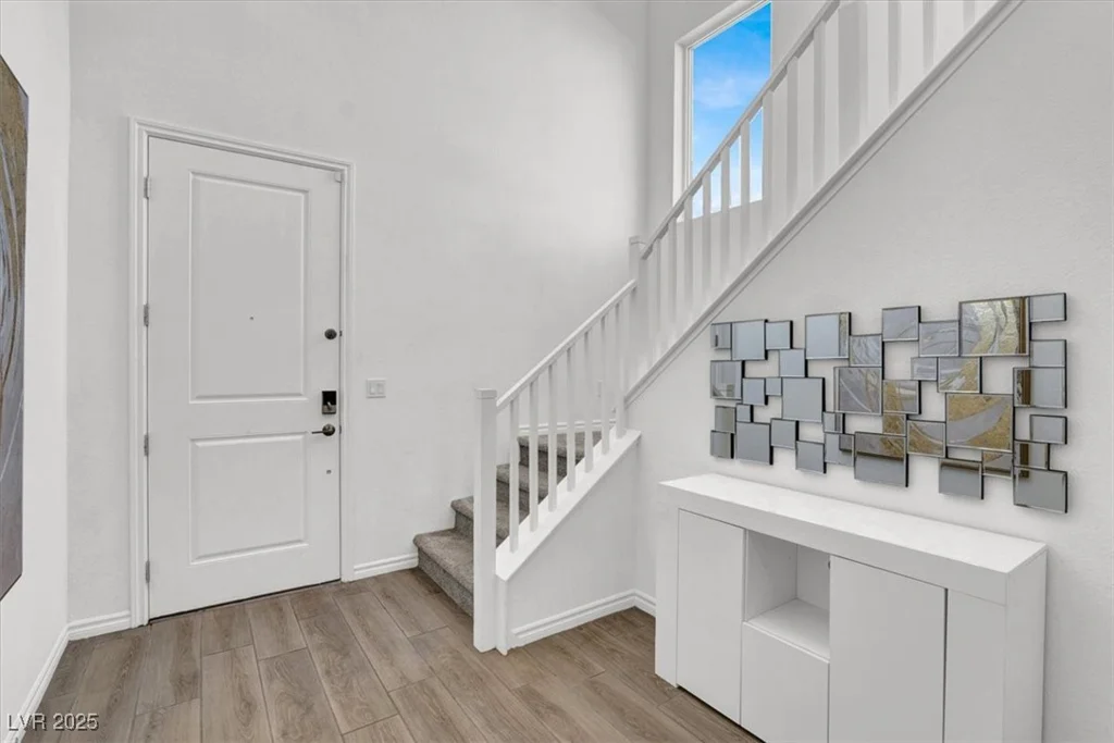 1297 Ventura Cliffs, Henderson, NV 89012