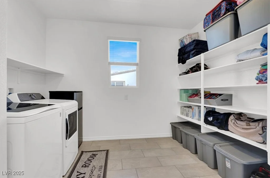 1297 Ventura Cliffs, Henderson, NV 89012