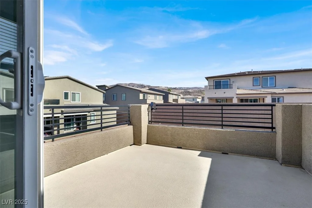 1297 Ventura Cliffs, Henderson, NV 89012