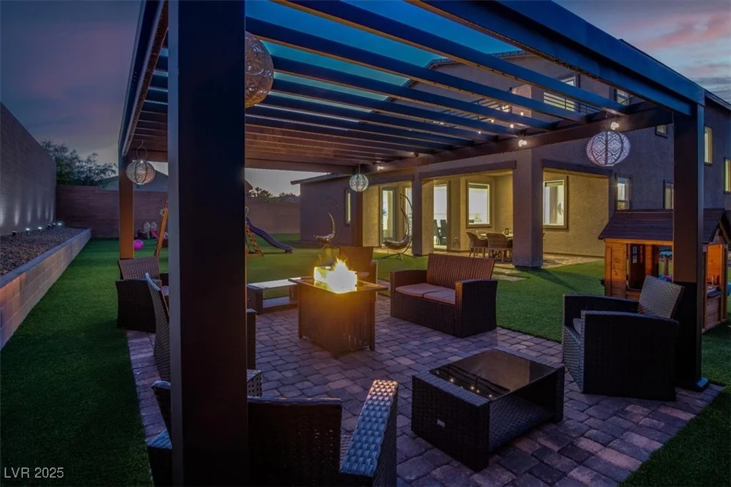 1297 Ventura Cliffs, Henderson, NV 89012