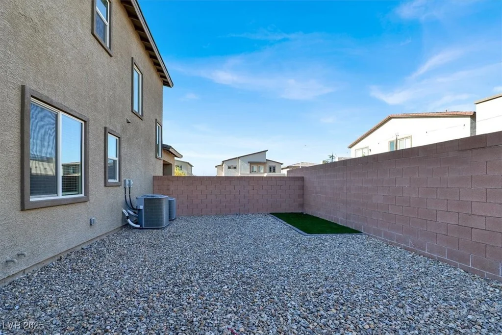 1297 Ventura Cliffs, Henderson, NV 89012