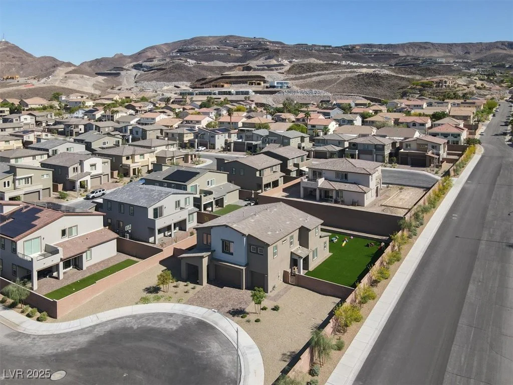 1297 Ventura Cliffs, Henderson, NV 89012