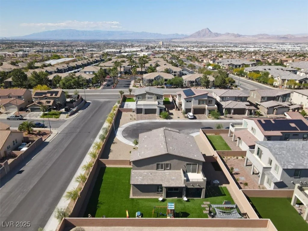 1297 Ventura Cliffs, Henderson, NV 89012