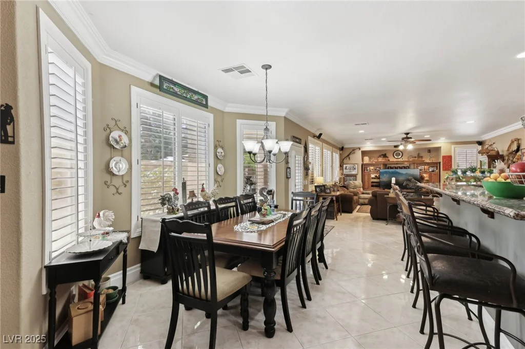 7301 Heggie, Las Vegas, NV 89131