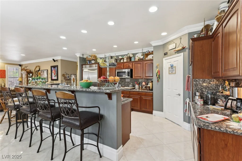 7301 Heggie, Las Vegas, NV 89131
