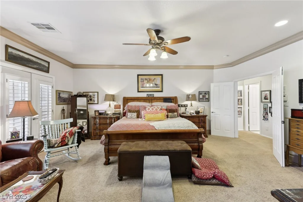 7301 Heggie, Las Vegas, NV 89131