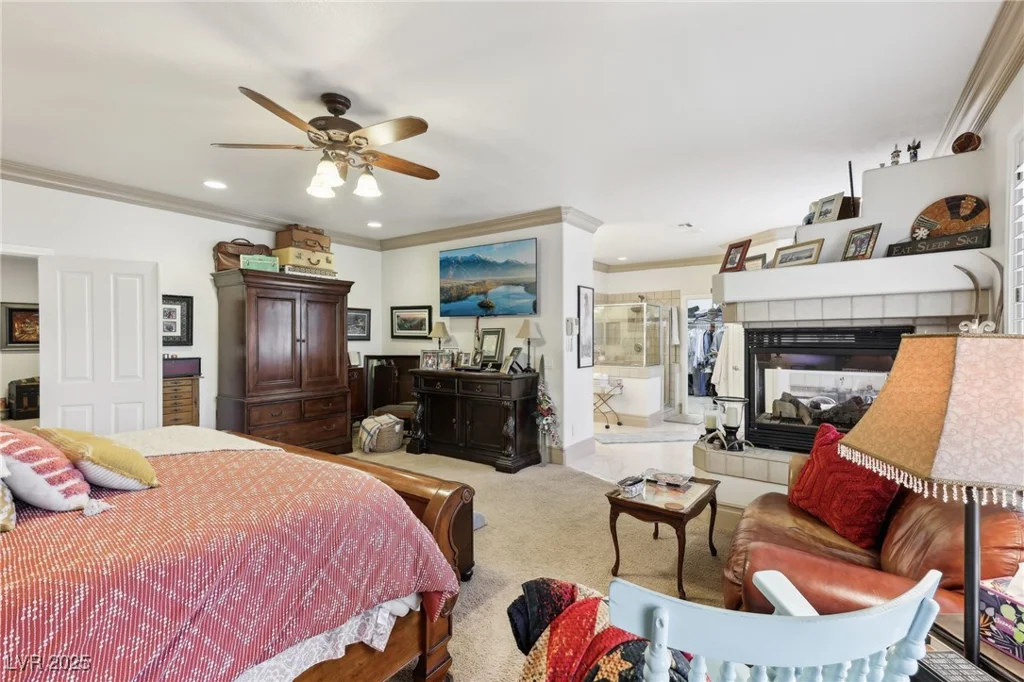 7301 Heggie, Las Vegas, NV 89131