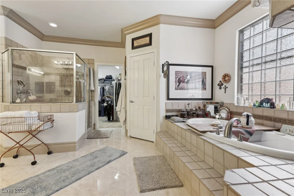 7301 Heggie, Las Vegas, NV 89131