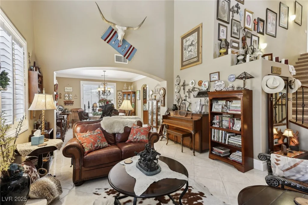 7301 Heggie, Las Vegas, NV 89131