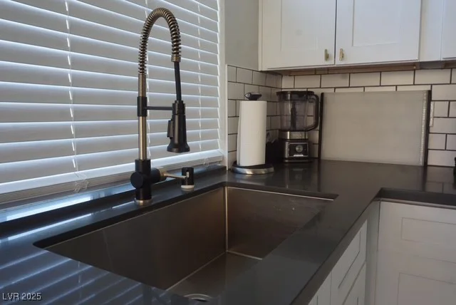 2874 Tori, Henderson, NV 89074