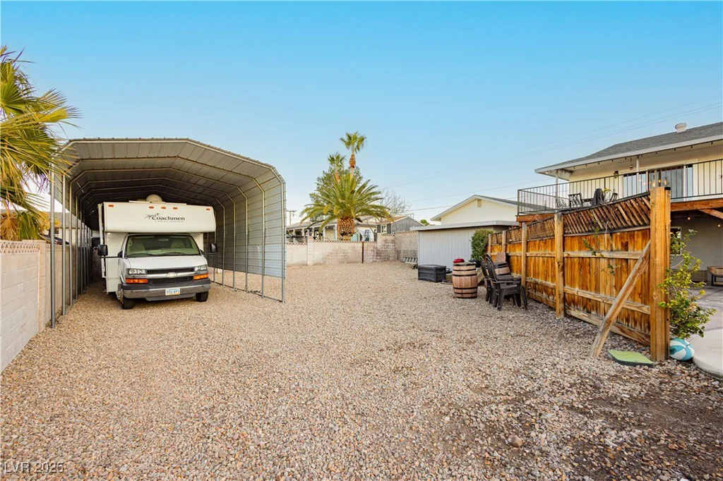 200 Desert Rose, Henderson, NV 89015
