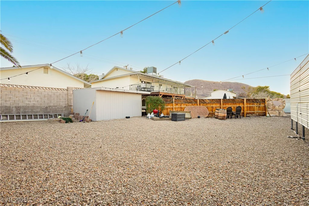 200 Desert Rose, Henderson, NV 89015