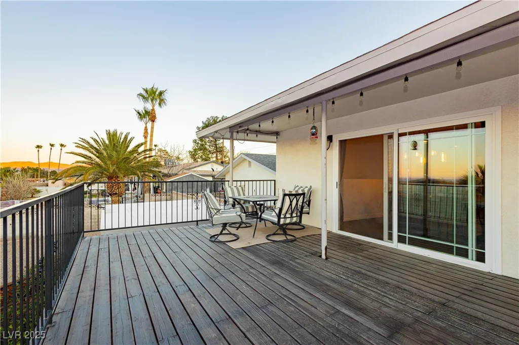 200 Desert Rose, Henderson, NV 89015