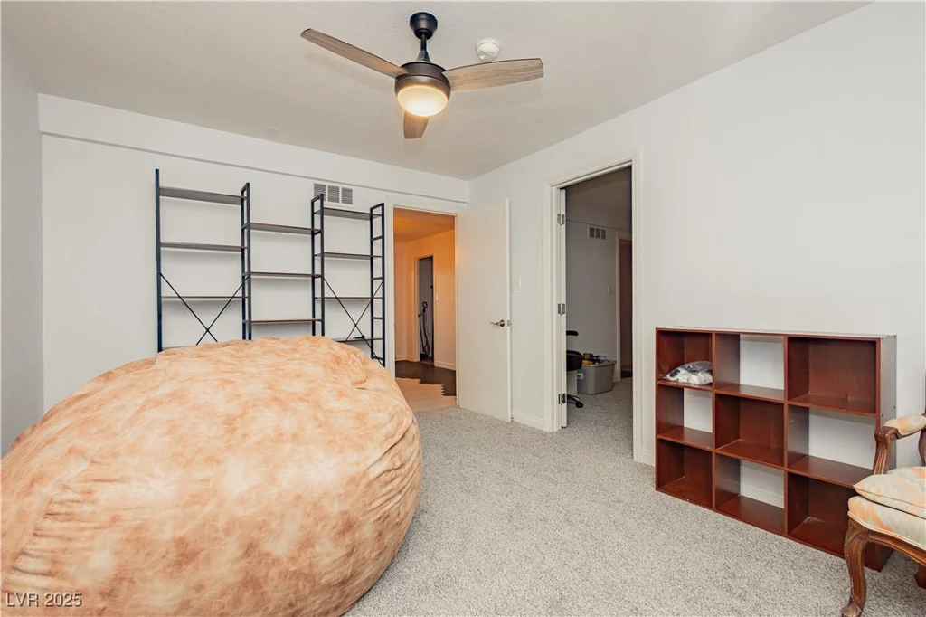 200 Desert Rose, Henderson, NV 89015