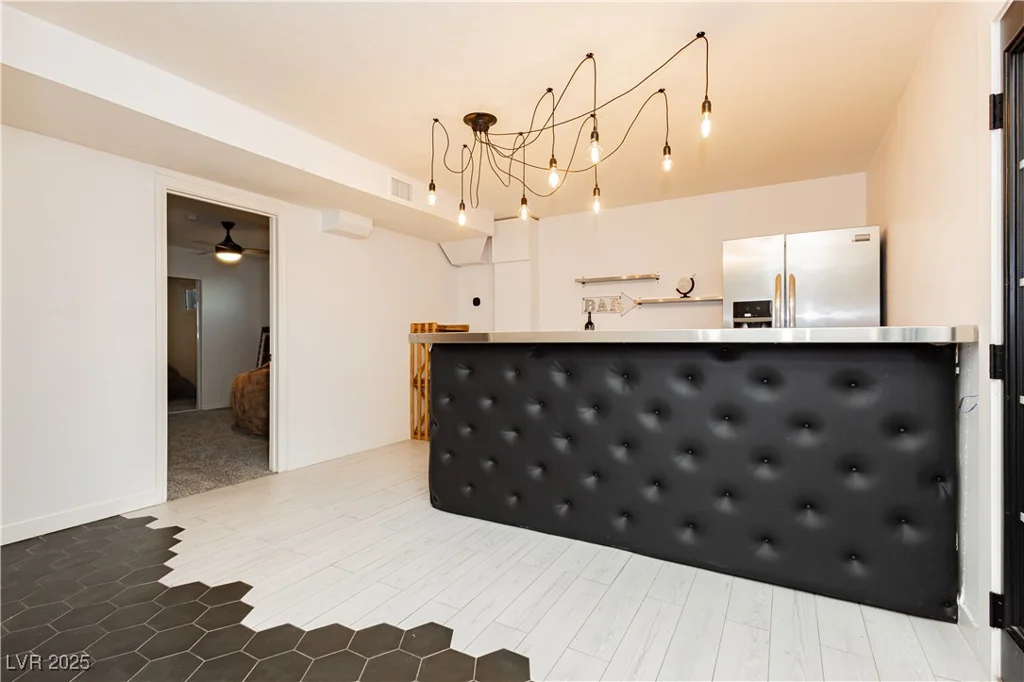 200 Desert Rose, Henderson, NV 89015