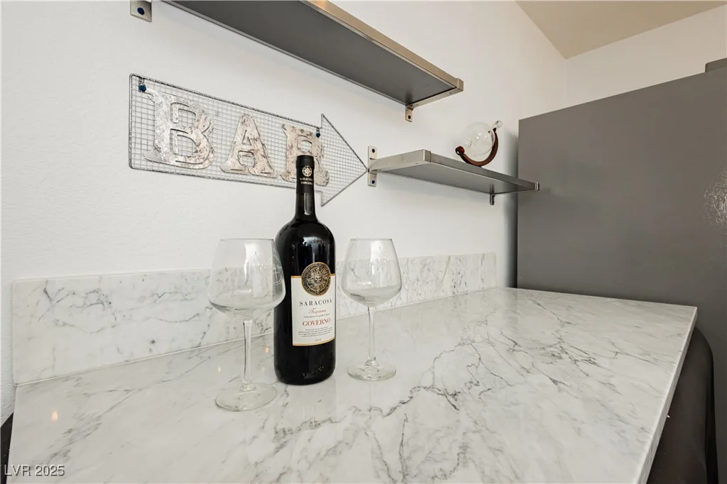 200 Desert Rose, Henderson, NV 89015