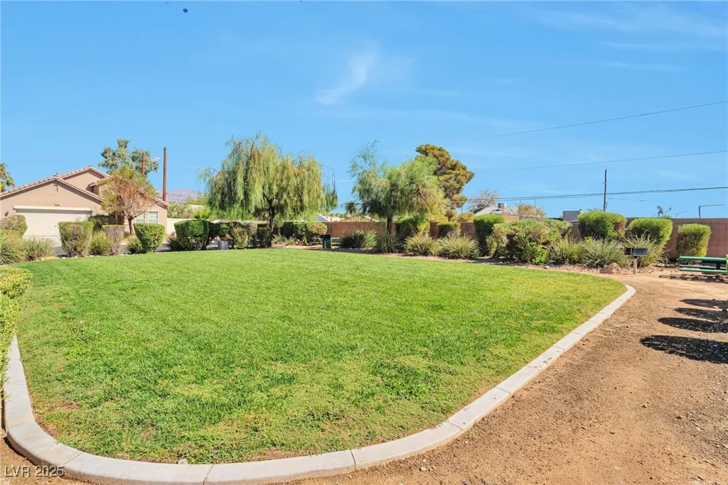 5740 Winter Cherry, Las Vegas, NV 89130