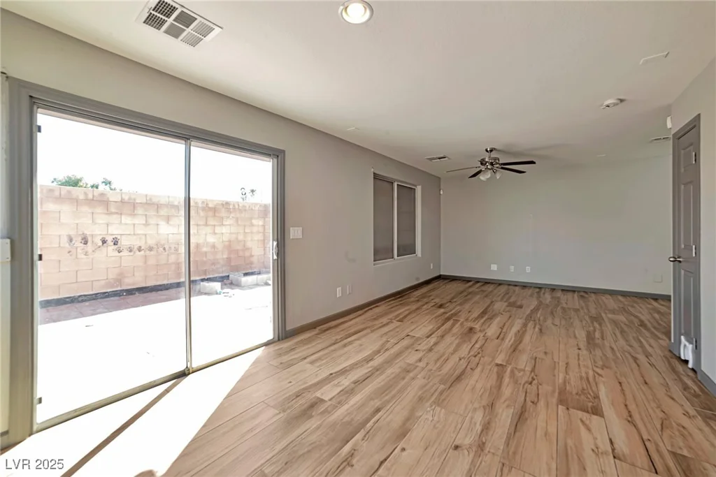5740 Winter Cherry, Las Vegas, NV 89130