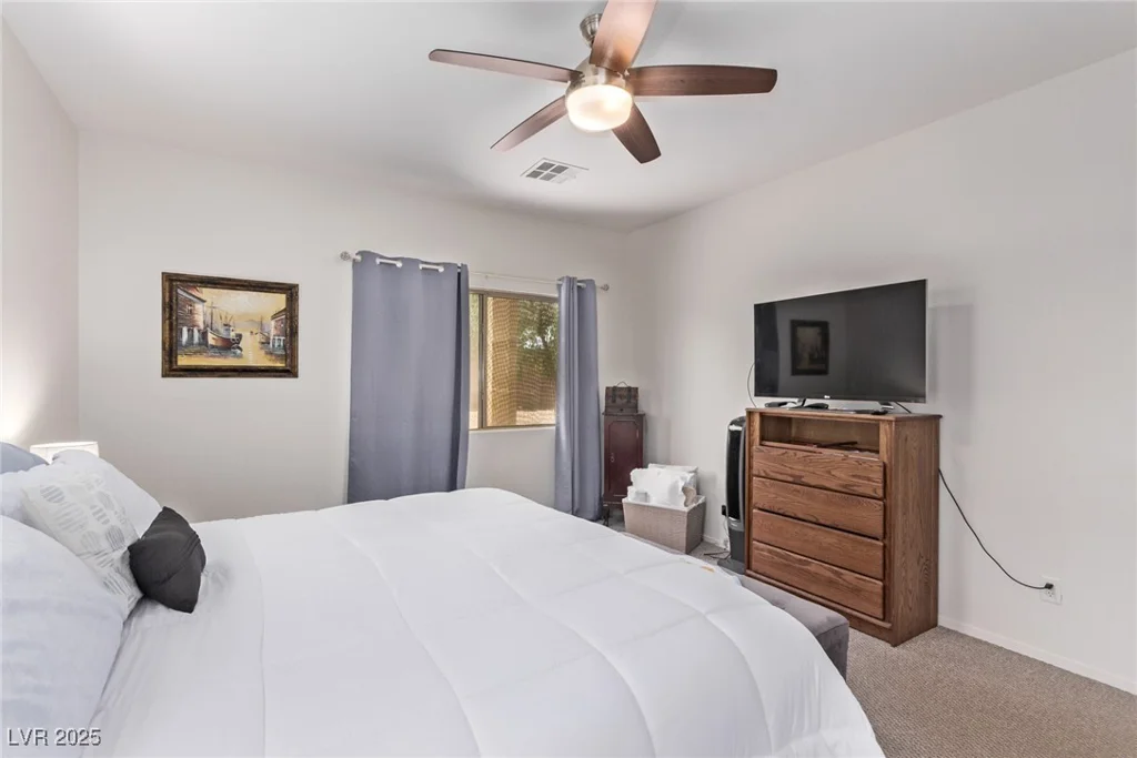 6617 Johnny Love, North Las Vegas, NV 89086
