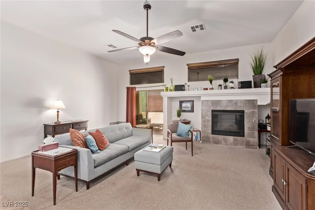 6617 Johnny Love, North Las Vegas, NV 89086