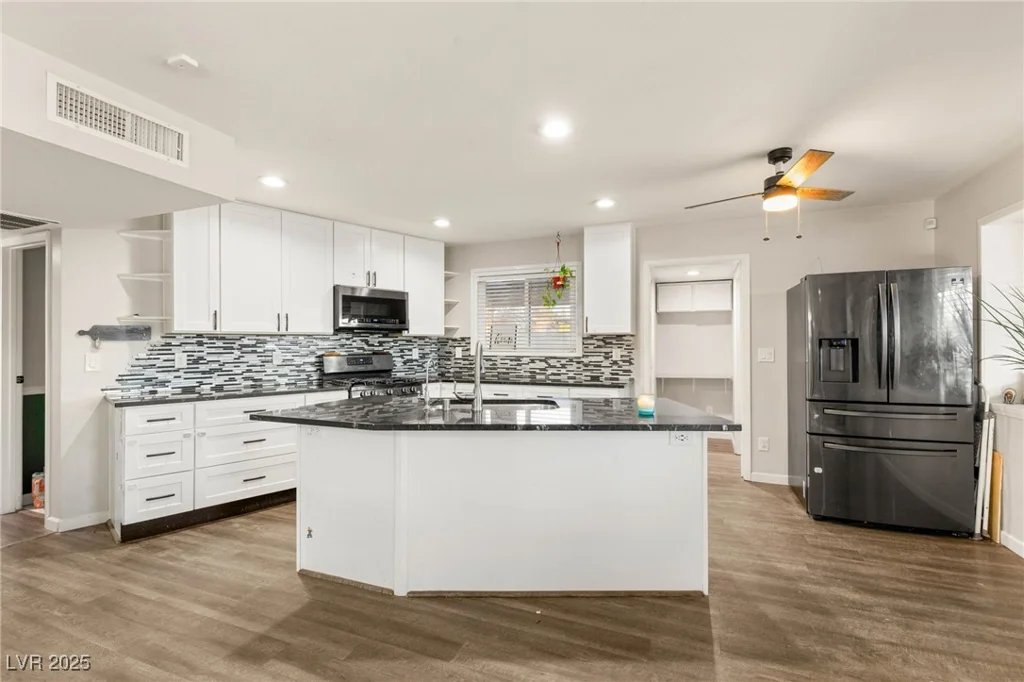 4764 Lana, Las Vegas, NV 89121
