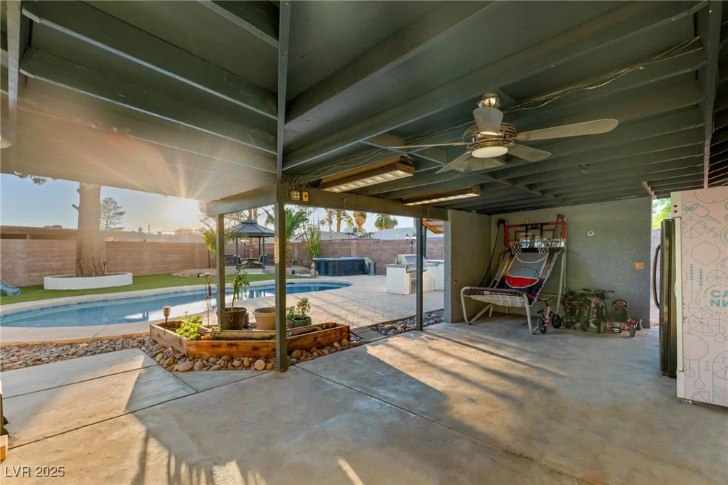 4764 Lana, Las Vegas, NV 89121
