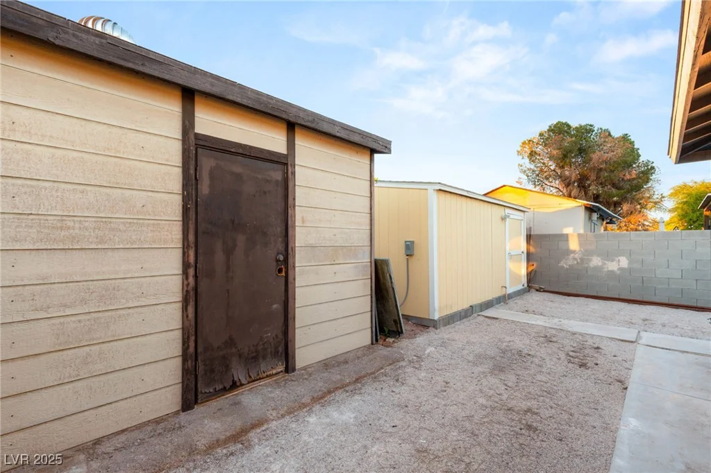 4764 Lana, Las Vegas, NV 89121