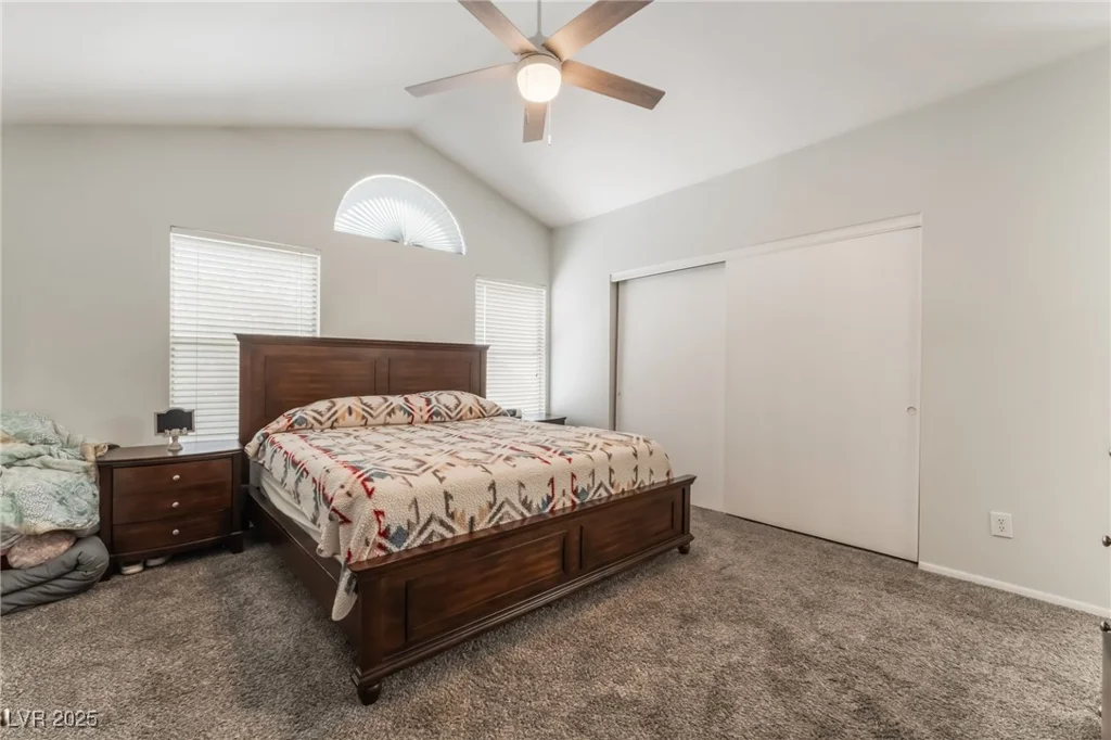 1922 Falcon Ridge, Las Vegas, NV 89142