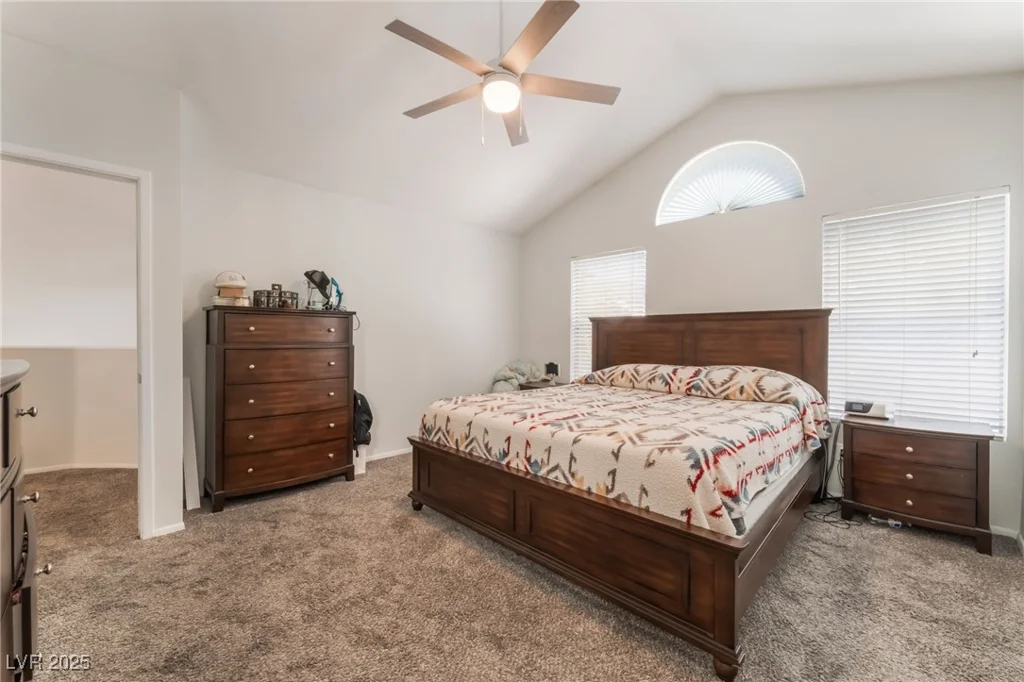 1922 Falcon Ridge, Las Vegas, NV 89142