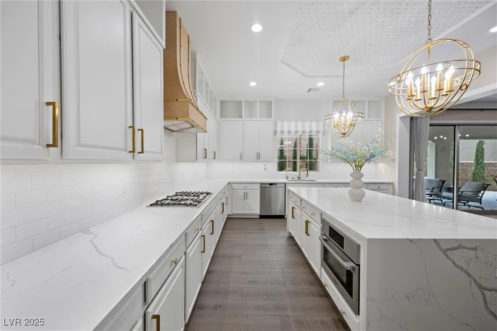4220 San Alivia, Las Vegas, NV 89141