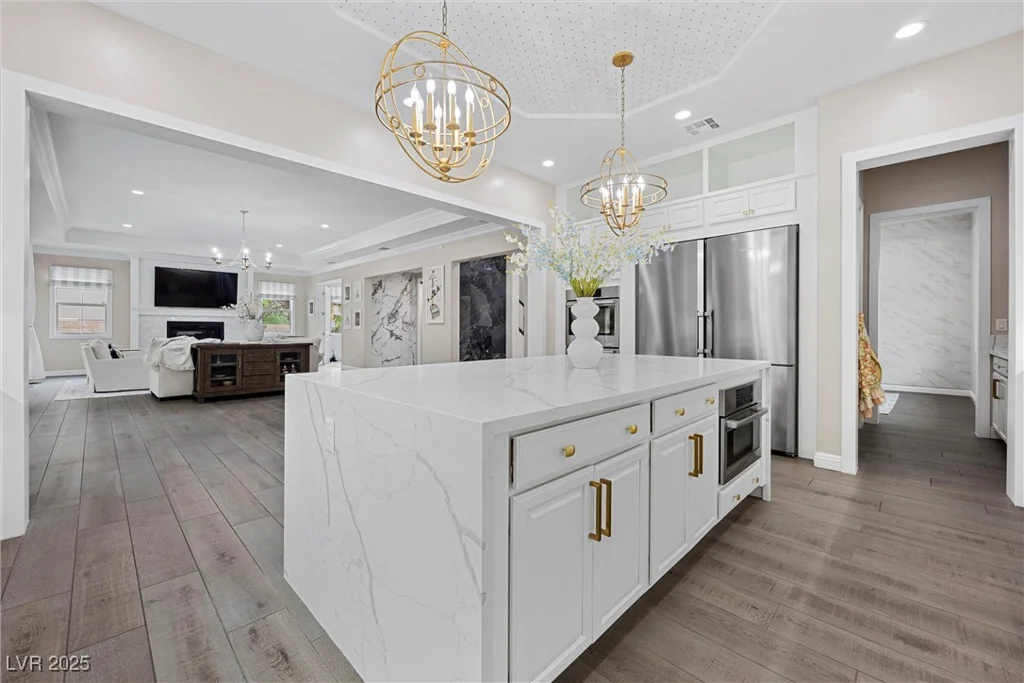 4220 San Alivia, Las Vegas, NV 89141