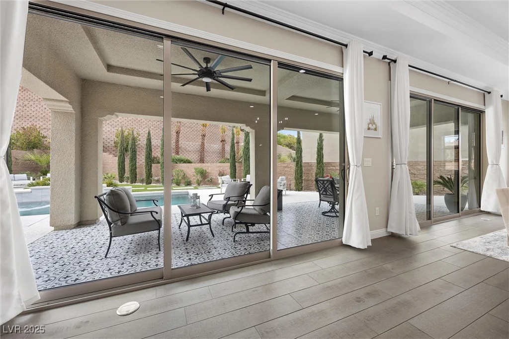 4220 San Alivia, Las Vegas, NV 89141