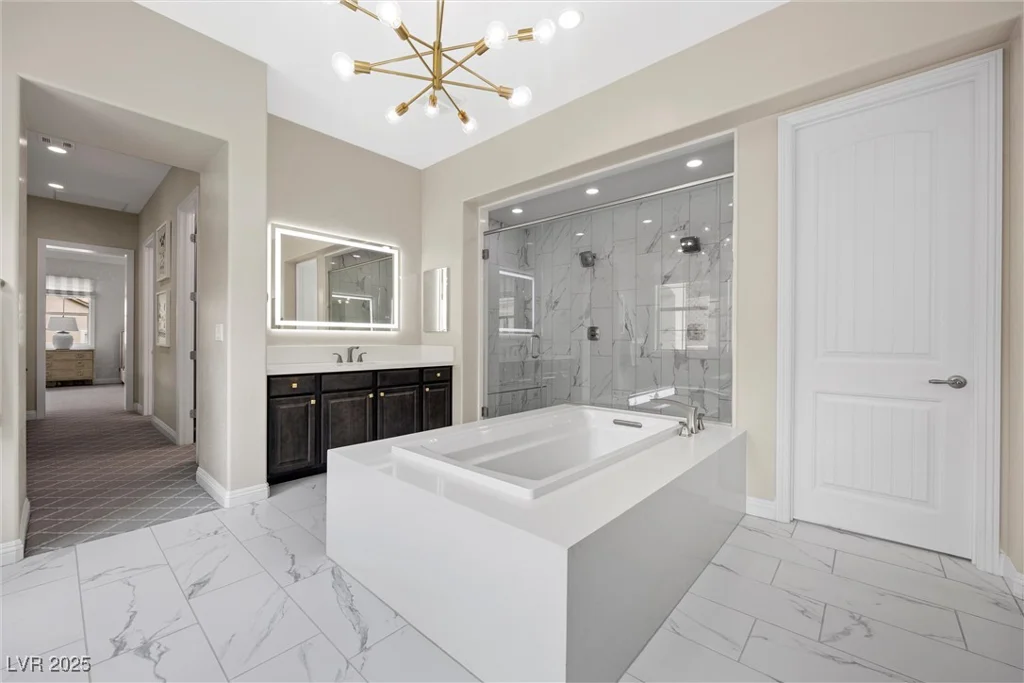 4220 San Alivia, Las Vegas, NV 89141