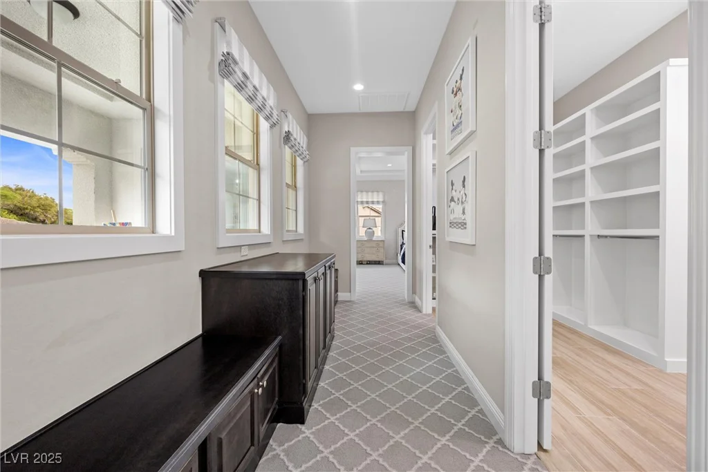 4220 San Alivia, Las Vegas, NV 89141