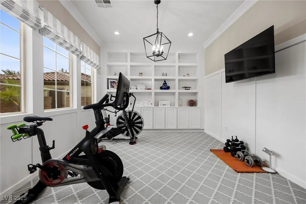 4220 San Alivia, Las Vegas, NV 89141