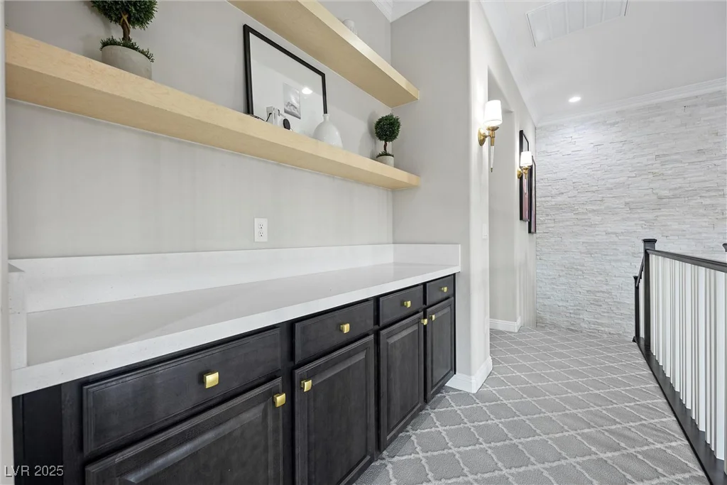 4220 San Alivia, Las Vegas, NV 89141