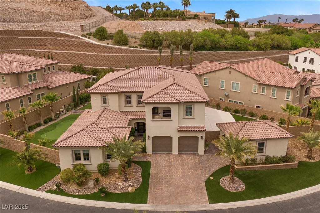 4220 San Alivia, Las Vegas, NV 89141