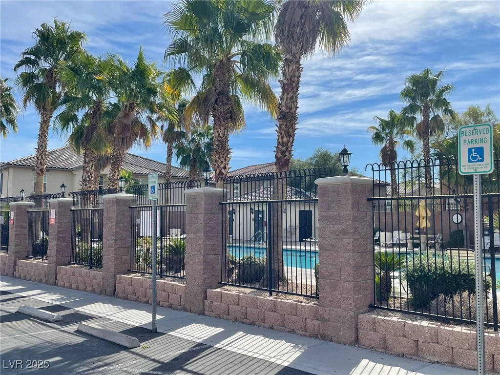 6255 Arby, Las Vegas, NV 89118