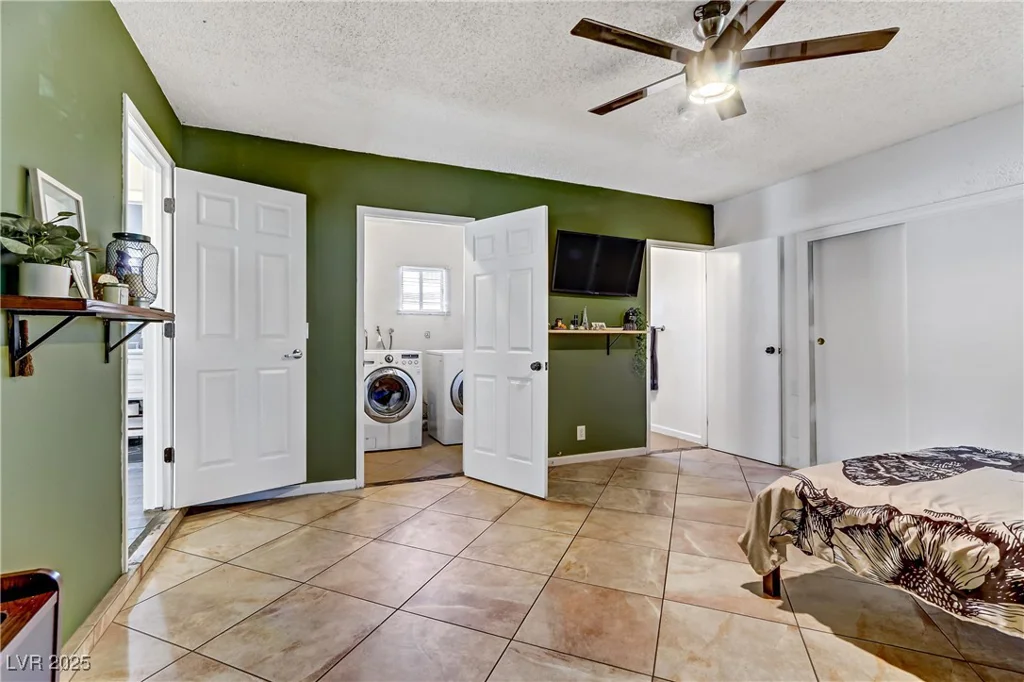 4474 Dawley, Las Vegas, NV 89104