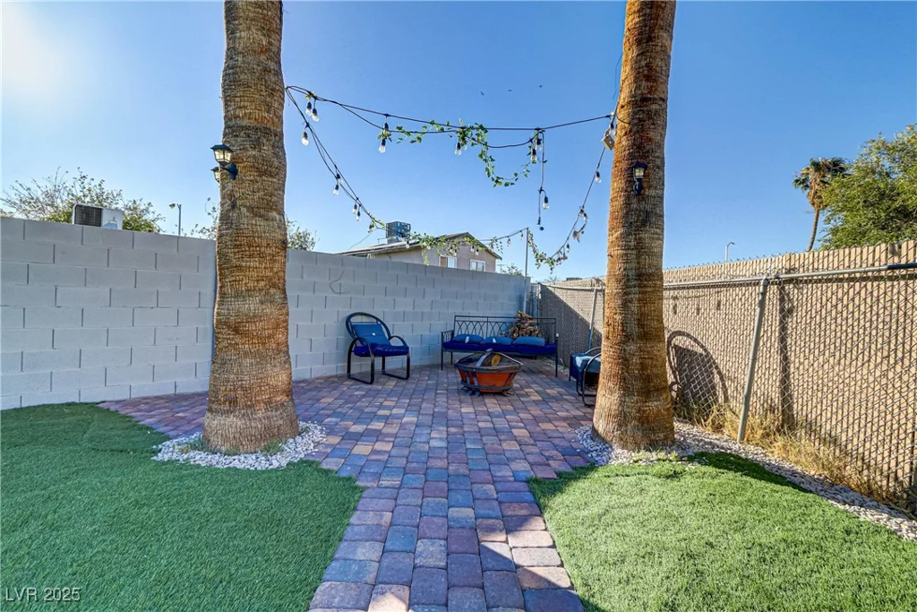 4474 Dawley, Las Vegas, NV 89104