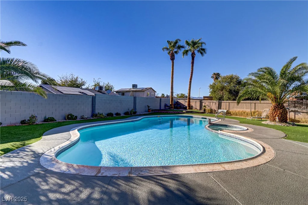 4474 Dawley, Las Vegas, NV 89104