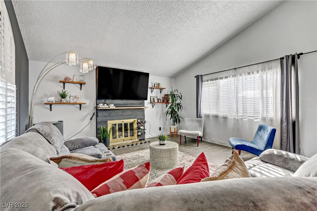 4474 Dawley, Las Vegas, NV 89104