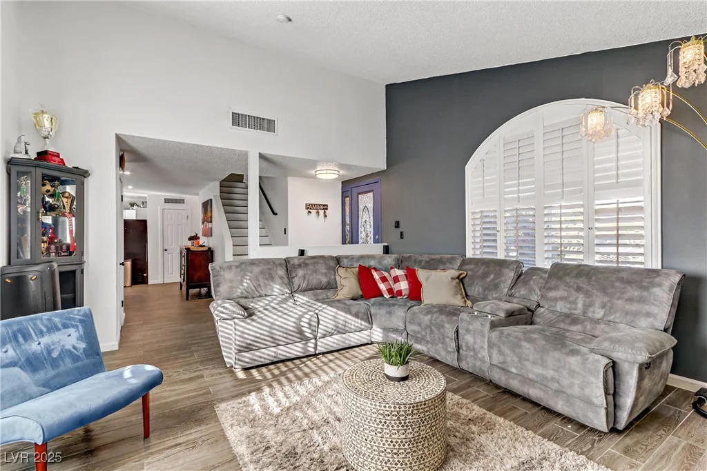 4474 Dawley, Las Vegas, NV 89104