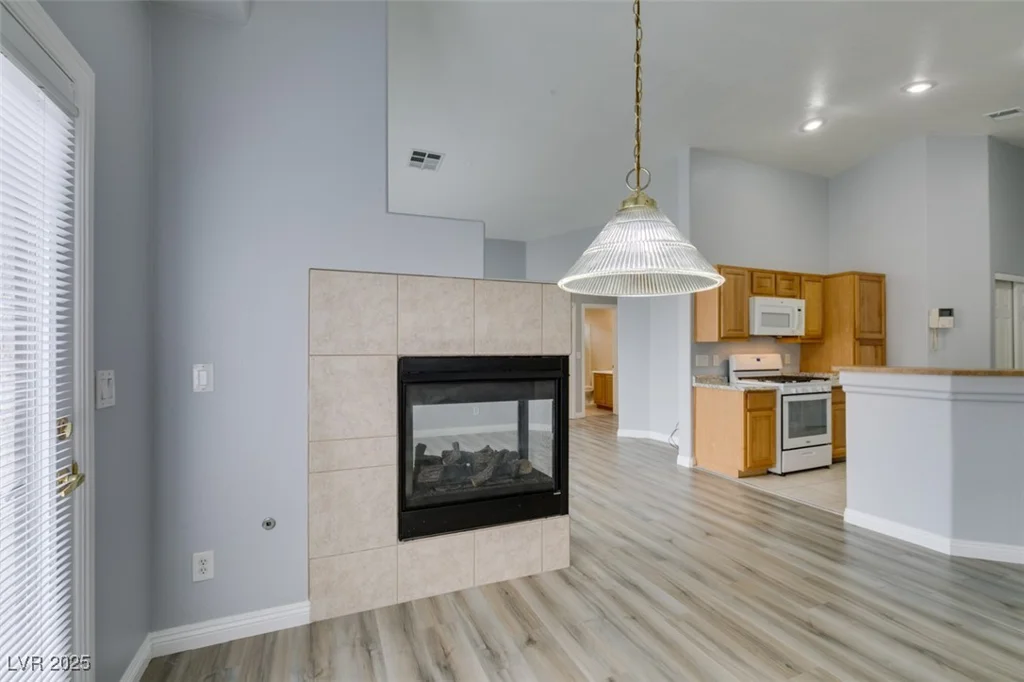 8675 Traveling Breeze, Las Vegas, NV 89178
