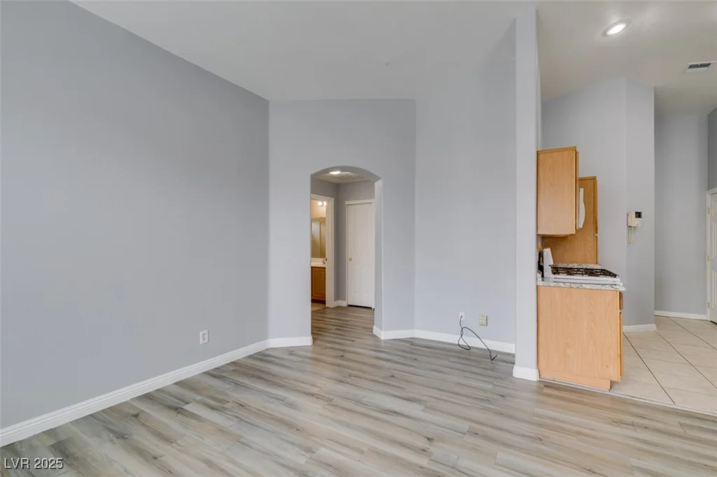 8675 Traveling Breeze, Las Vegas, NV 89178