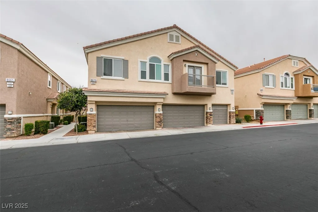 8675 Traveling Breeze, Las Vegas, NV 89178