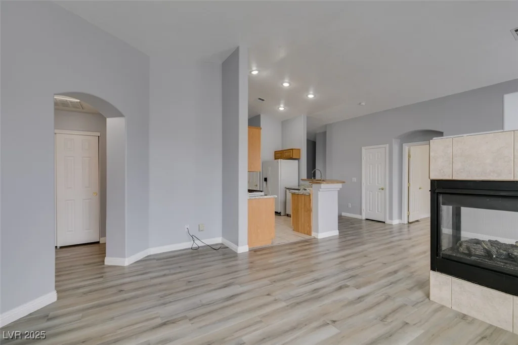 8675 Traveling Breeze, Las Vegas, NV 89178