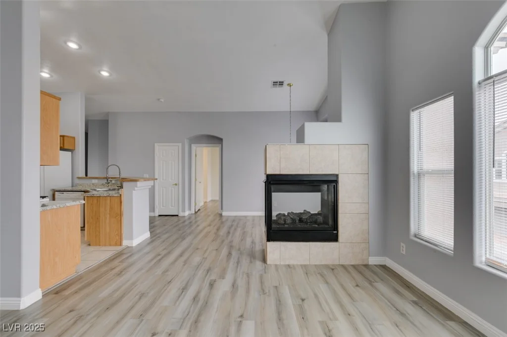 8675 Traveling Breeze, Las Vegas, NV 89178